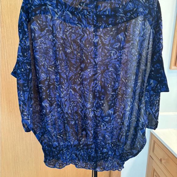 George Pattern Blouse - Size Small - Picture 5 of 6